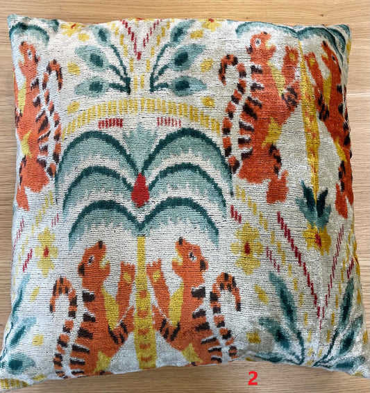 50x50 cm square silk carpet cushions