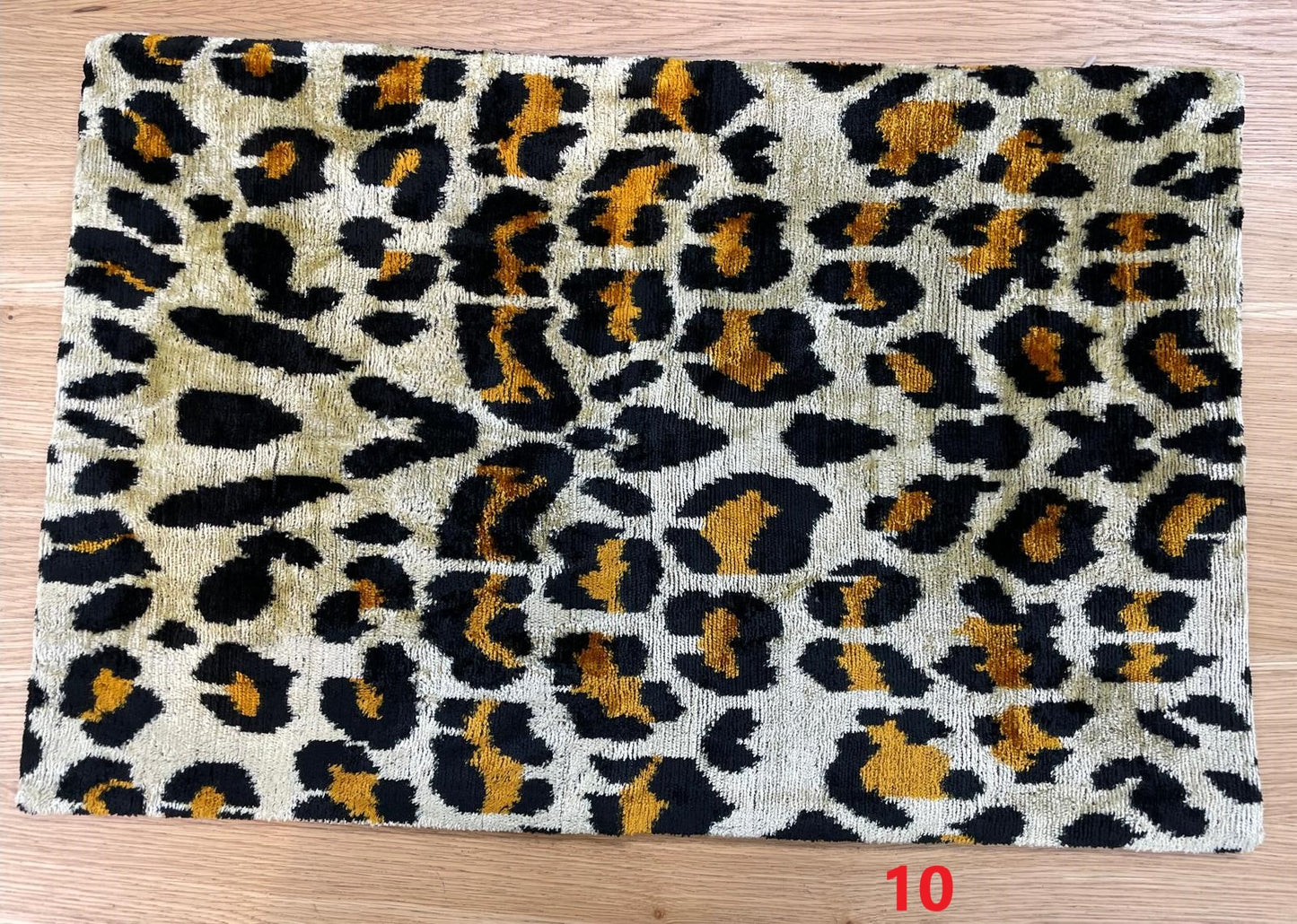 50x40 cm rectangular silk carpet cushions