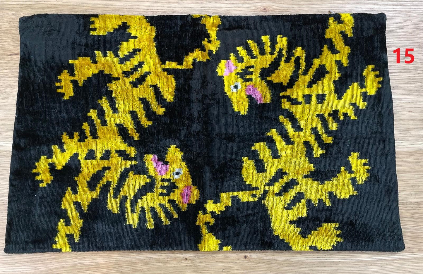 50x40 cm rectangular silk carpet cushions