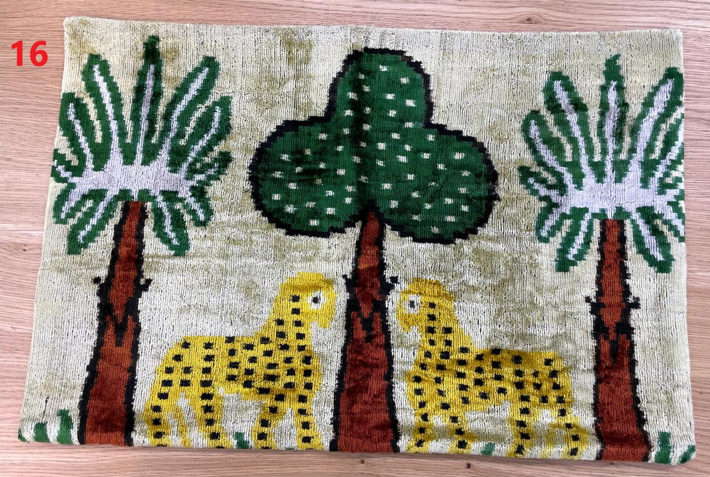 50x40 cm rectangular silk carpet cushions