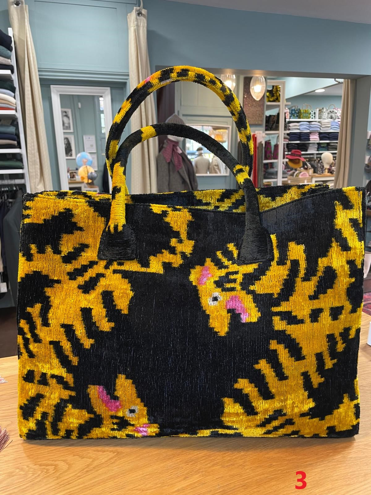 Week end Silk Carpet handbag